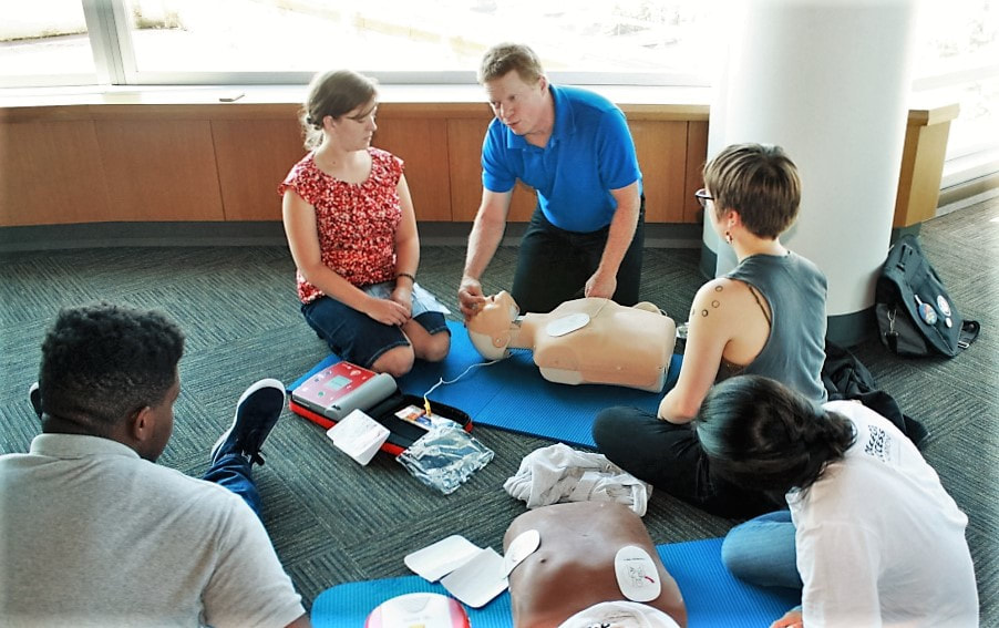 CPR manikin instructor for childcare staff